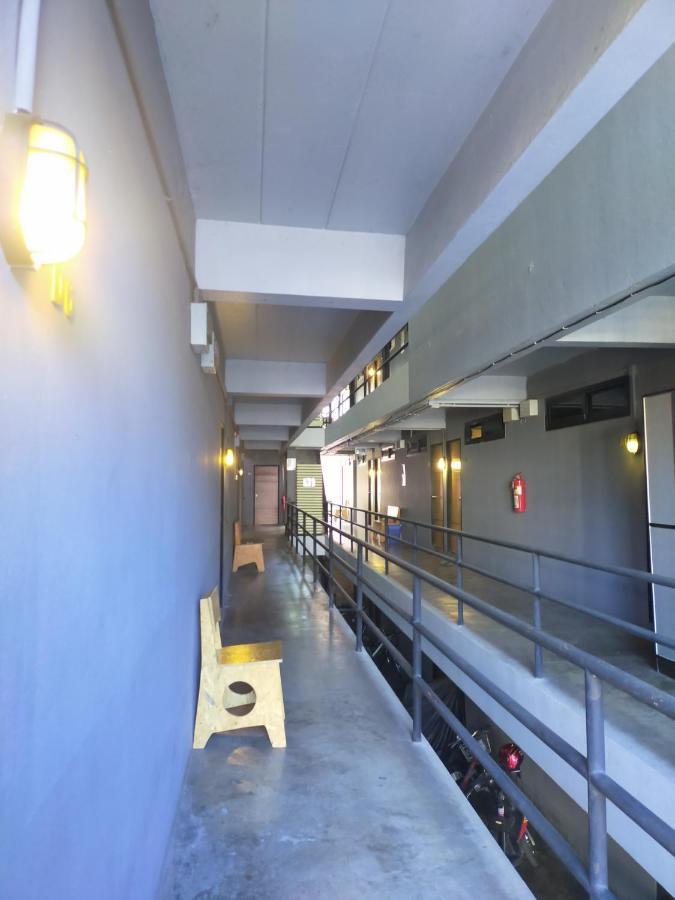 9 Hostel Chiang Mai Exteriör bild