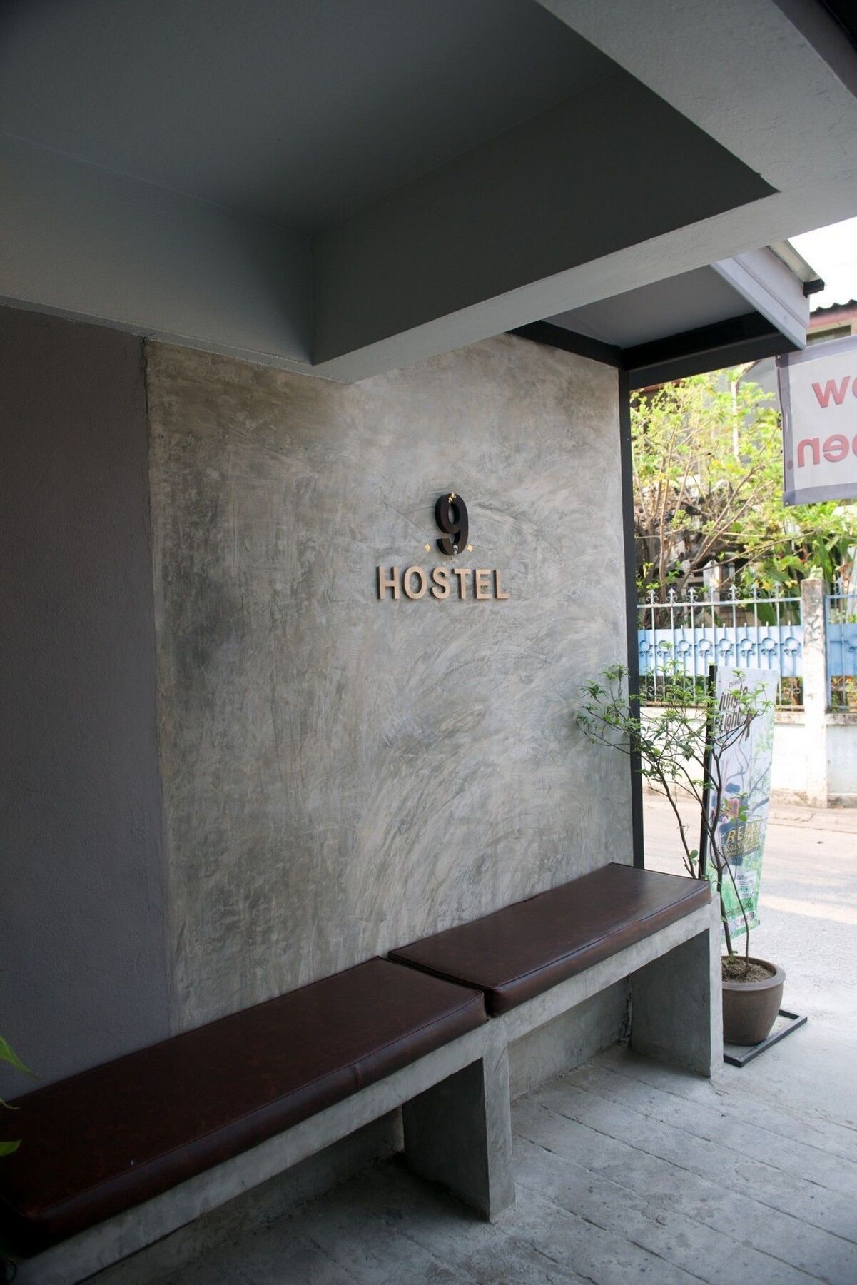 9 Hostel Chiang Mai Exteriör bild