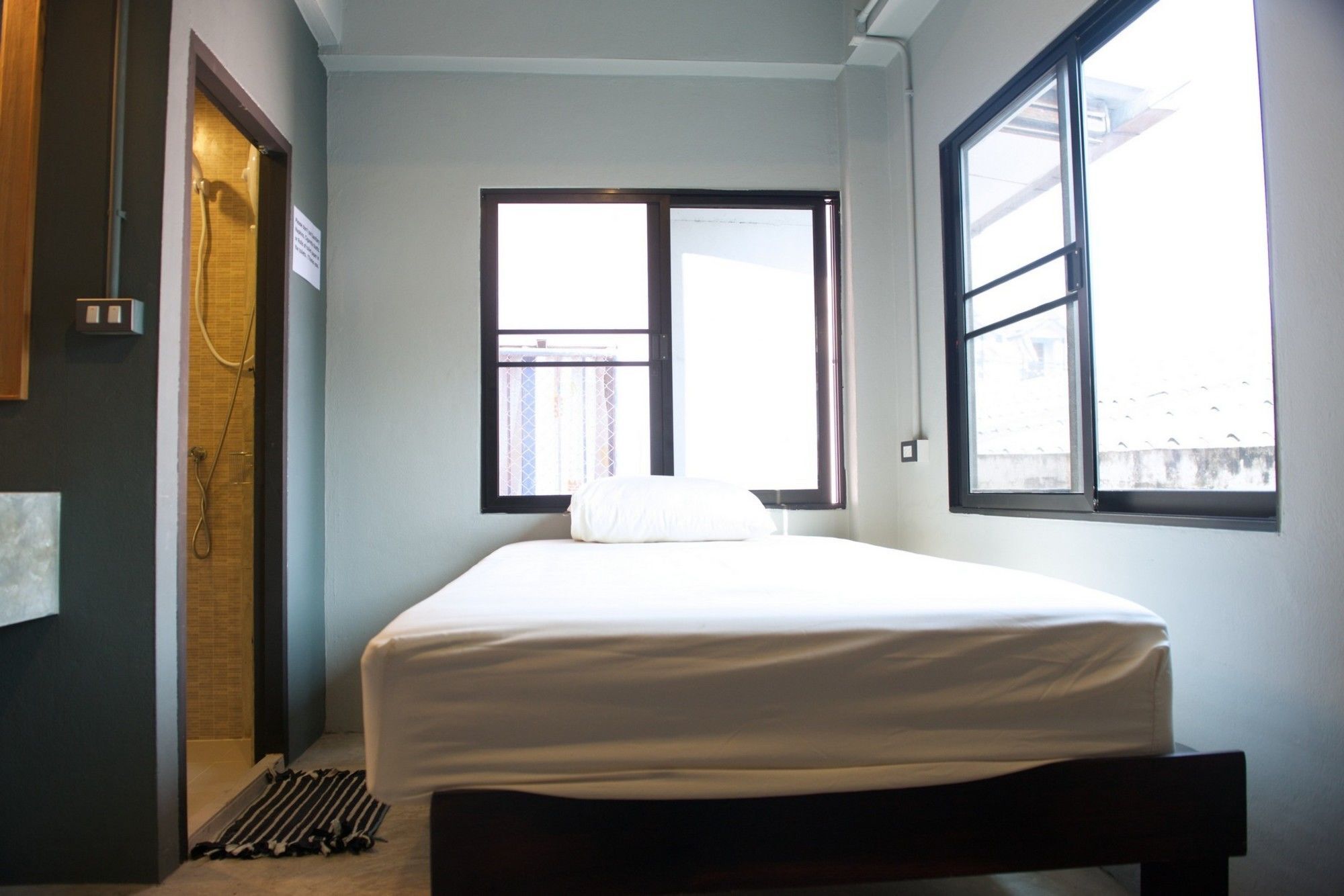 9 Hostel Chiang Mai Exteriör bild